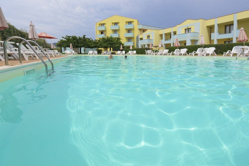 Resort Isola Rossa Bosa Luaran gambar